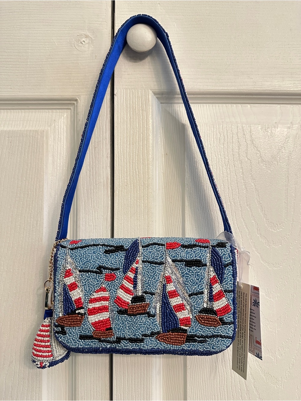 Viral TikTok Beaded Sailboat
Handbag Purse Handcrafted in
India NWT
